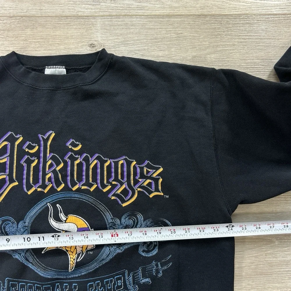 VTG 90's Logo 7 XL Black NFL Minnesota Vikings Black Crewneck